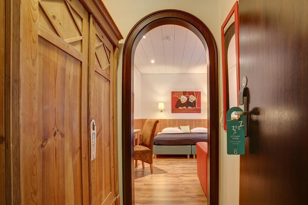 Trip Inn Hotel Blankenburg Karlsruhe Room photo