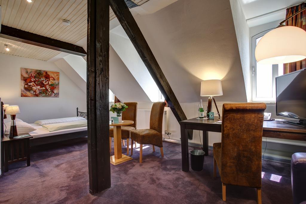Trip Inn Hotel Blankenburg Karlsruhe Room photo